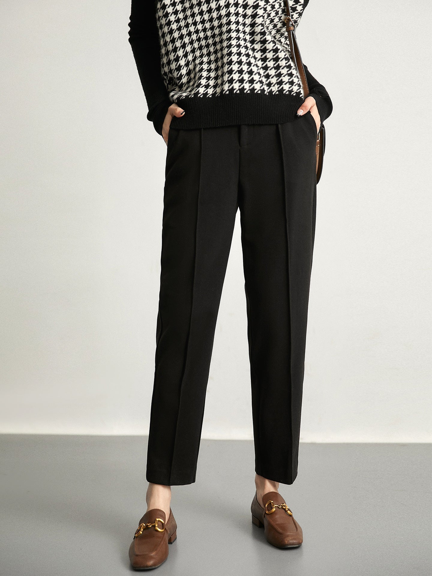 Nordic Grace Woolen Trousers